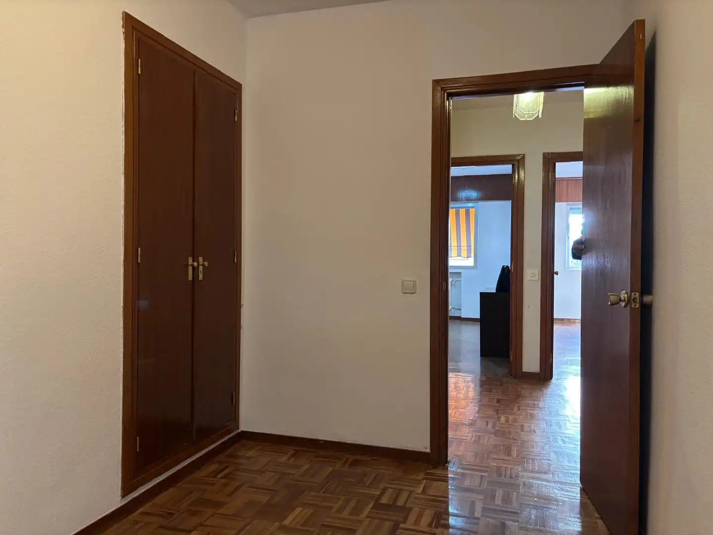 Piso en venta en Alcalá de Henares con Calefacción, Parquet y Terraza