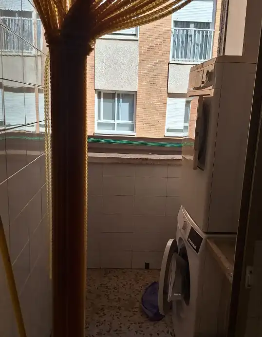 Terrassa de Pis en venda en Elda amb Aire condicionat, Moblat i Forn