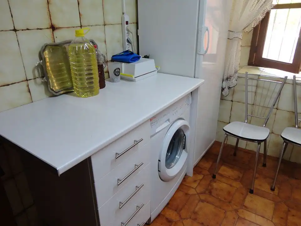 Cocina de Finca rústica en venta en Valle de Valdelaguna con Calefacción, Terraza y Trastero