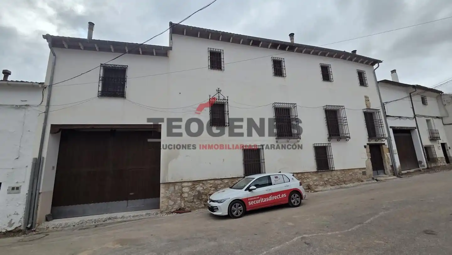 Vista exterior de Casa o chalet en venta en Uclés con Calefacción, Trastero y Amueblado