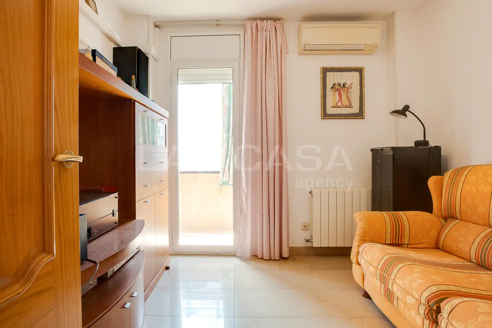 Habitación de Piso en venta en Cornellà de Llobregat con Calefacción y Balcón
