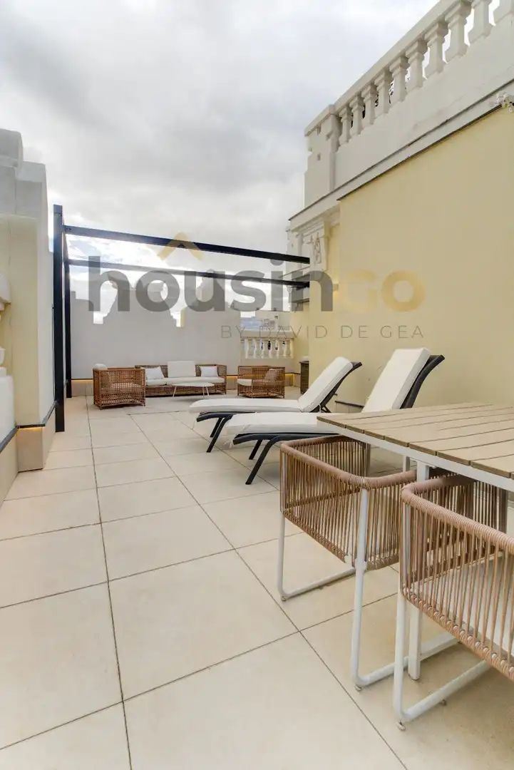 Penthouse with lift for sale in Gran Vía, imagen 4
