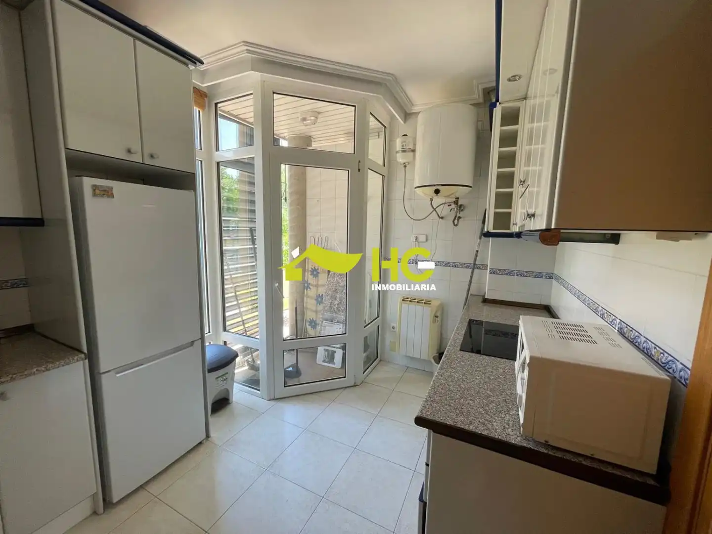 Cocina de Piso para compartir en Villaviciosa de Odón con Aire acondicionado y Calefacción