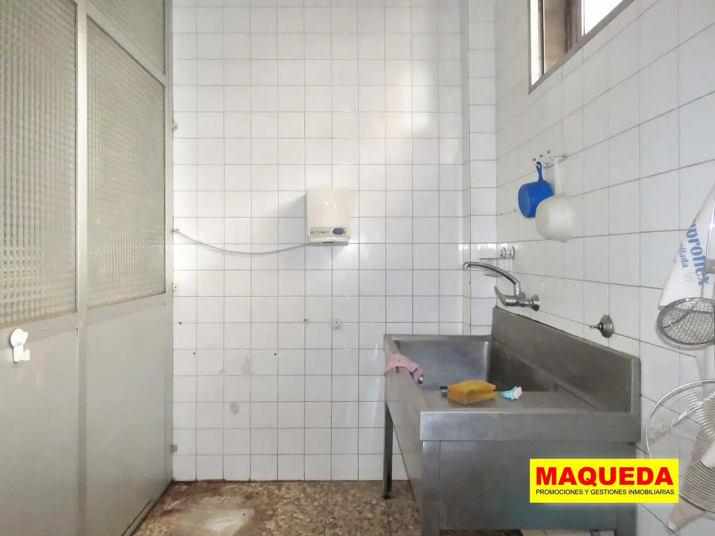 Bathroom of Industrial buildings for sale in Leganés  with Heating and Alarm