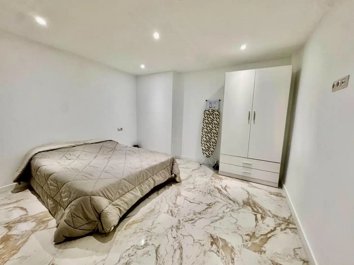 Bedroom of Flat for sale in Alicante / Alacant  with Air Conditioner, Heating and Furnished
