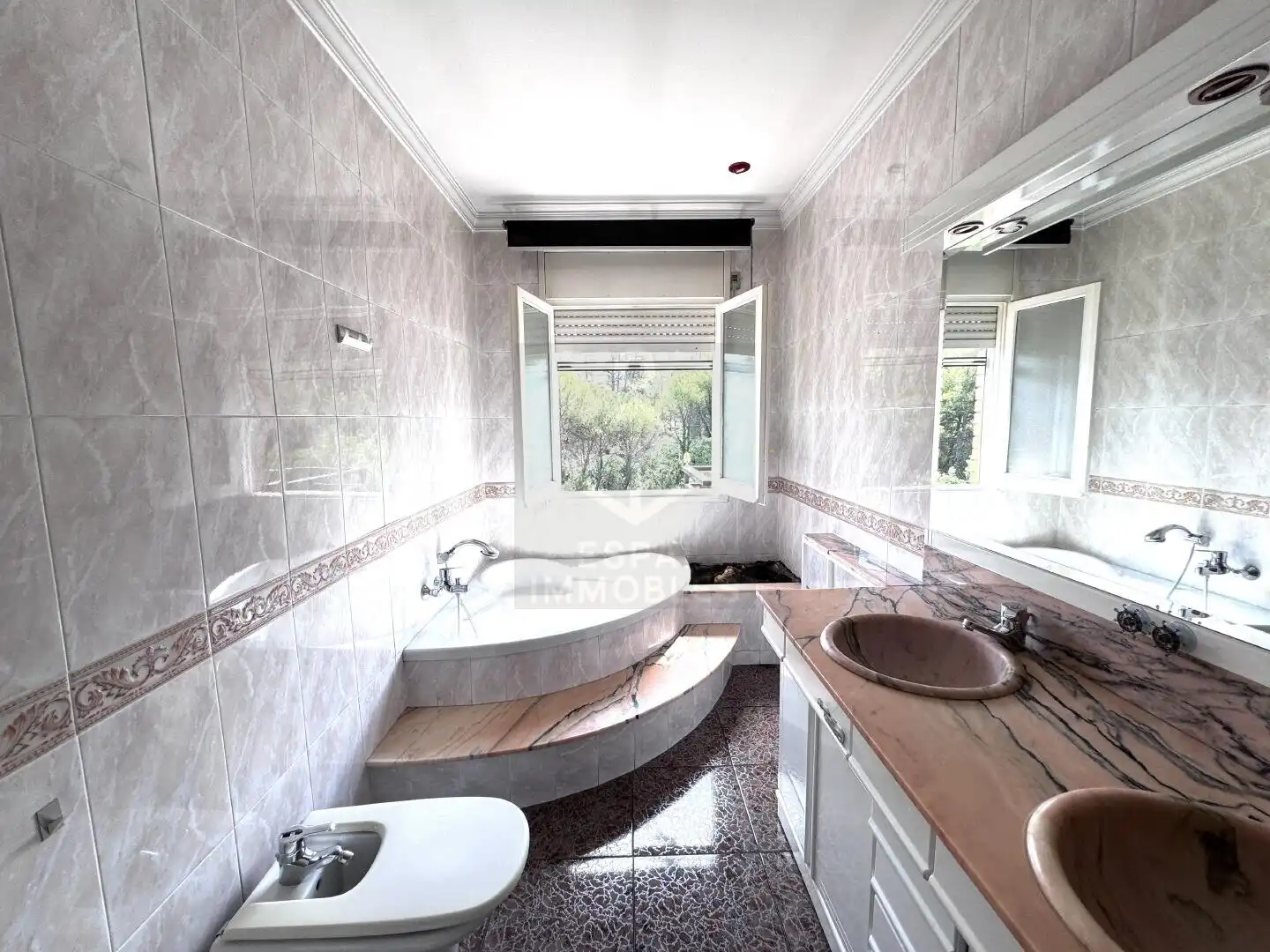 Bathroom of Houses for sale in Sant Salvador de Guardiola