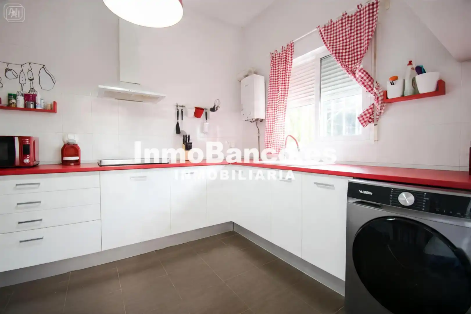 Cocina de Finca rústica en venta en Montserrat con Jardín privado y Piscina