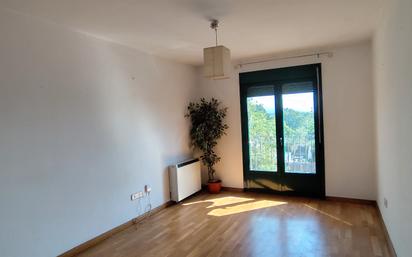 Living room of Flat for sale in El Escorial  with Heating, Parquet flooring and Balcony