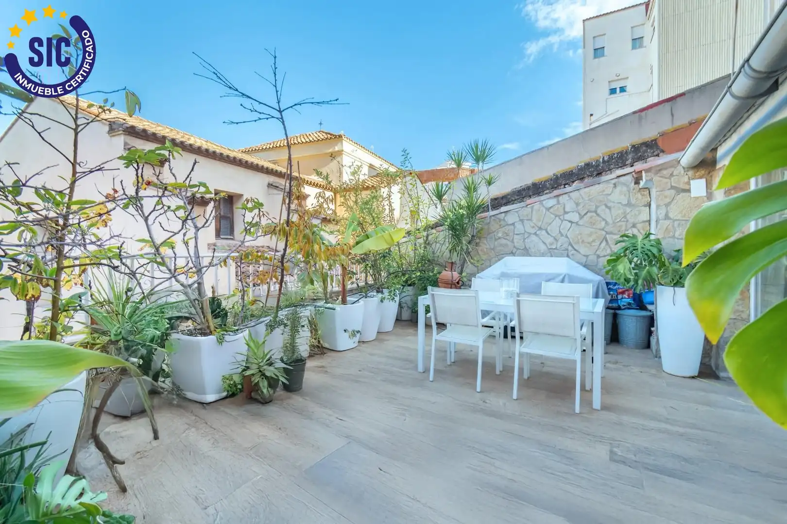 Terraza de Edificio en venta en Castellón de la Plana / Castelló de la Plana