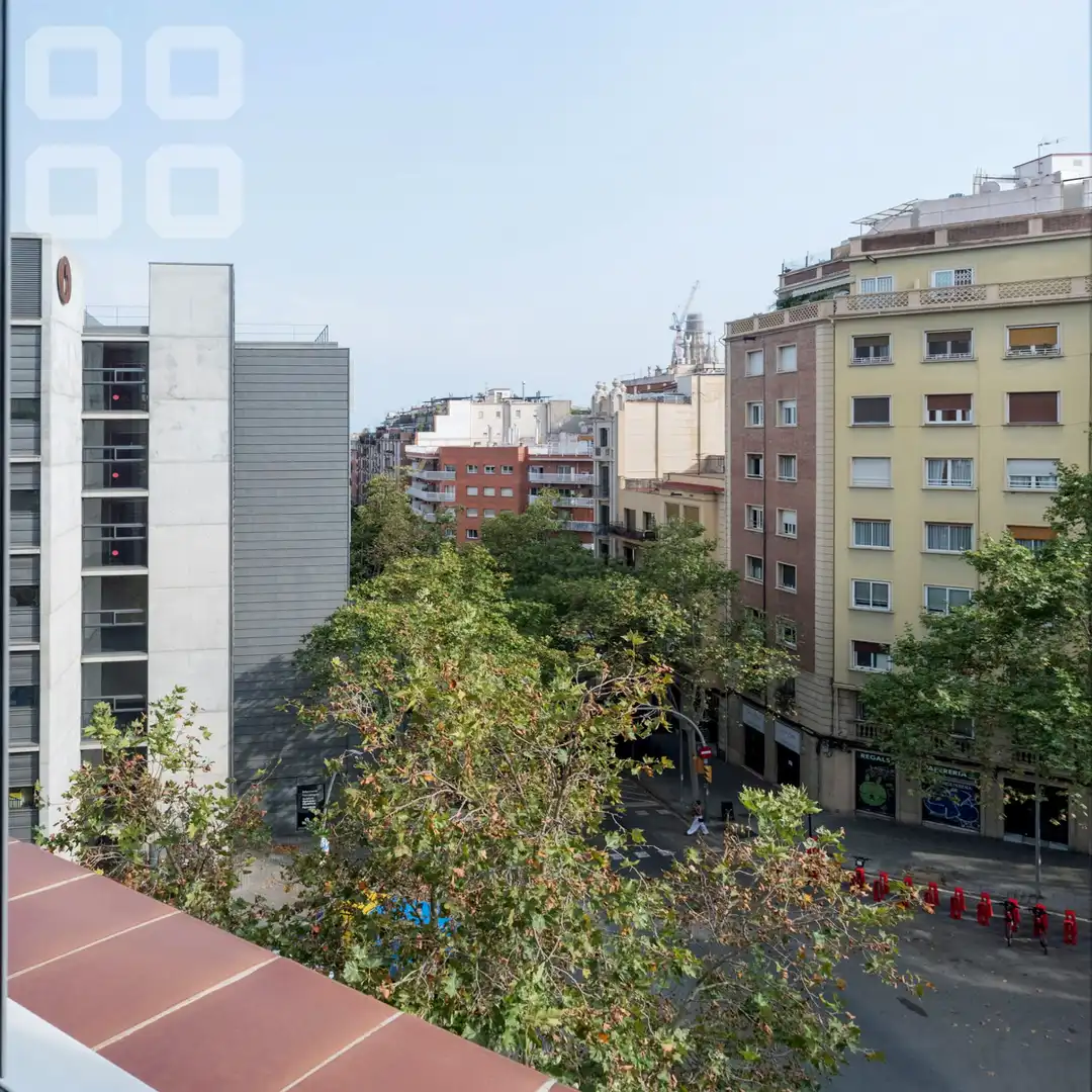 Vista exterior de Piso en venta en Barcelona con Aire acondicionado, Calefacción y Amueblado