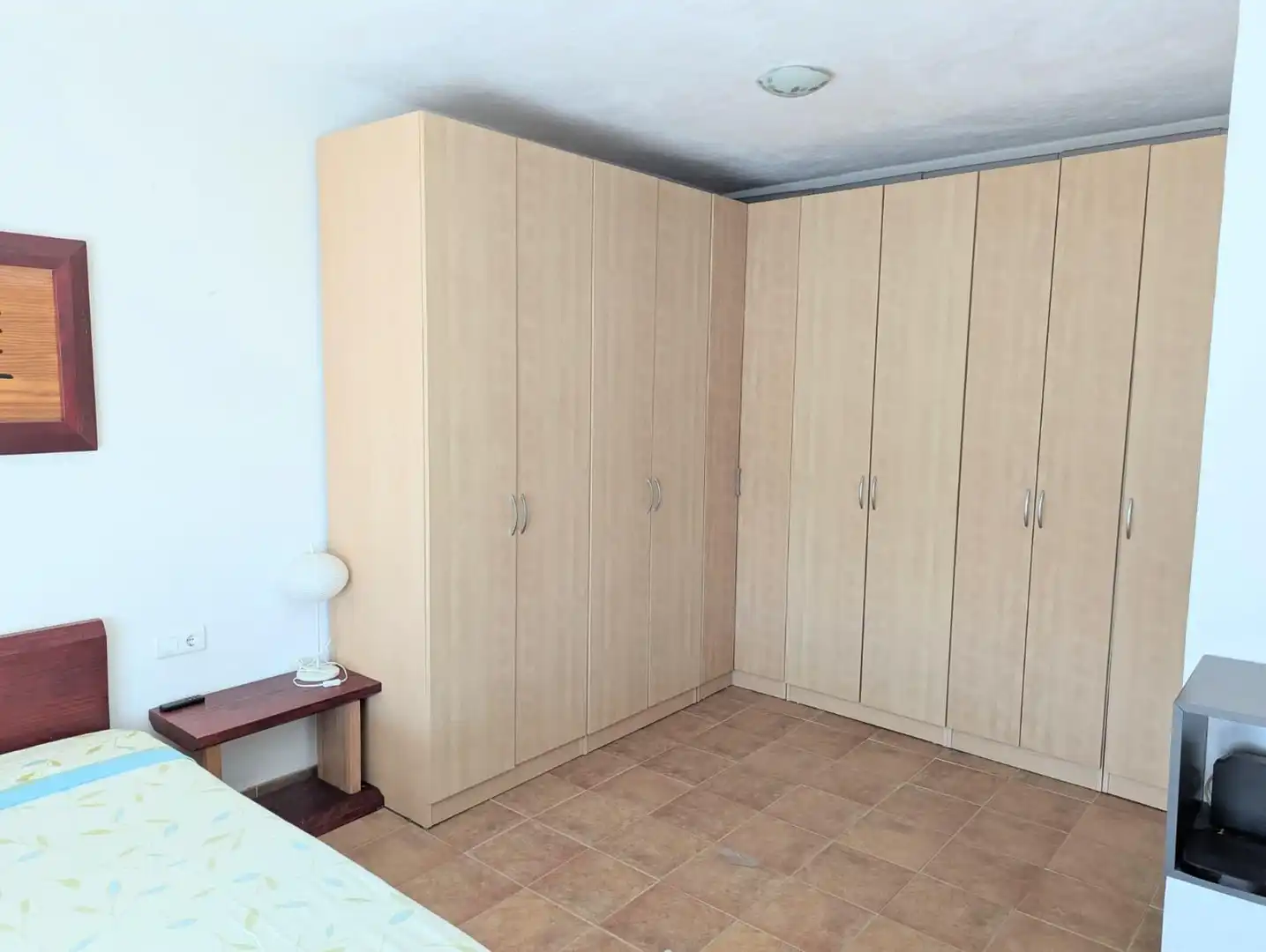 Dormitori de Casa o xalet en venda en Guaro amb Calefacció, Terrassa i Traster
