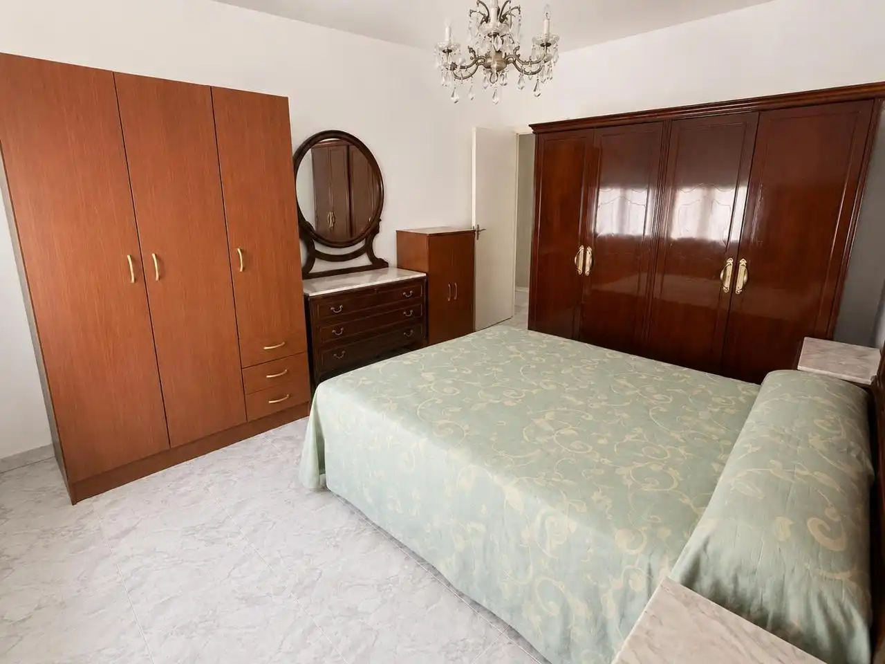 Dormitori de Apartament en venda en Madrid