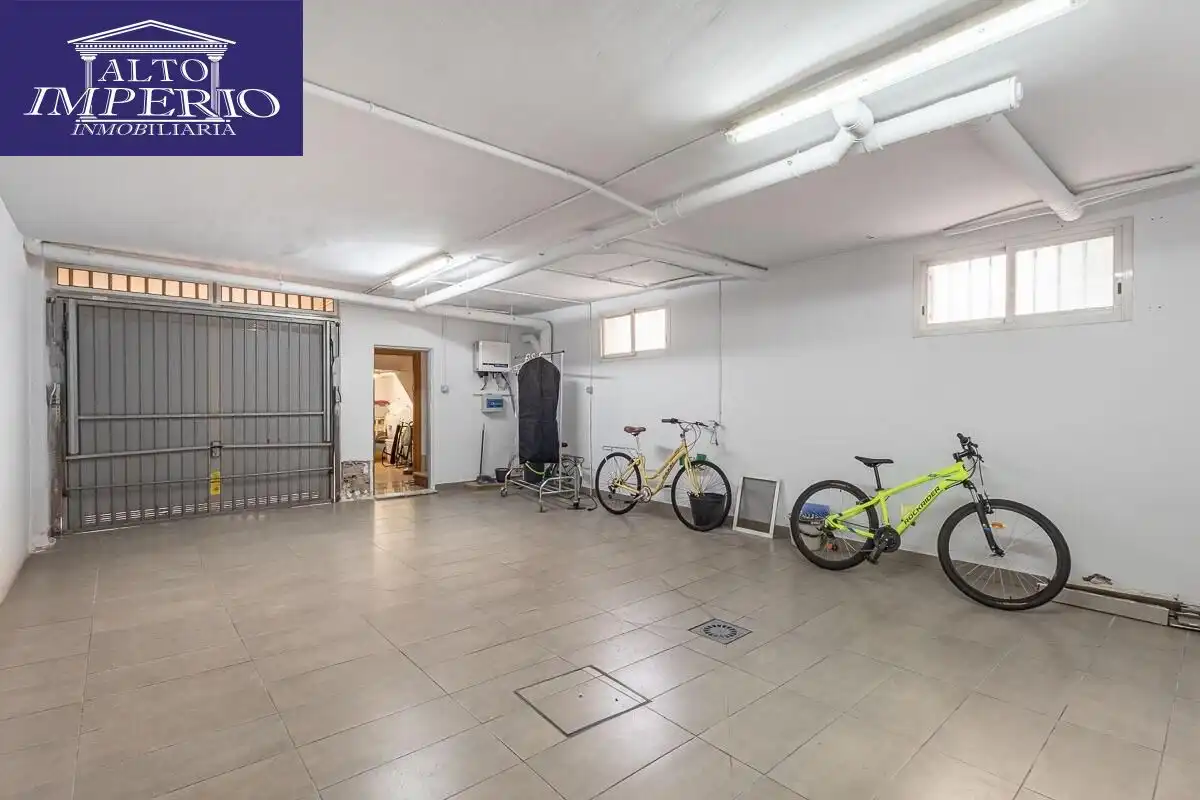 Casa o chalet en venta en Granada con Calefacción y Terraza