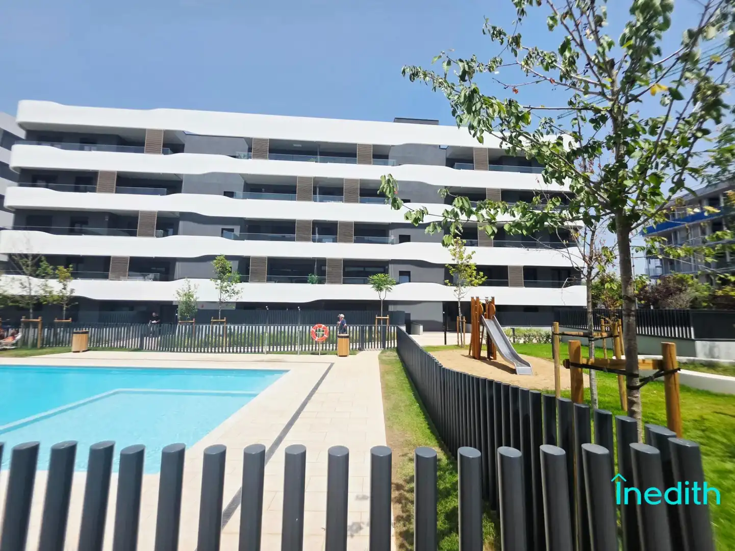 Vista exterior de Piso en venta en Sant Pere de Ribes con Aire acondicionado, Calefacción y Jardín privado