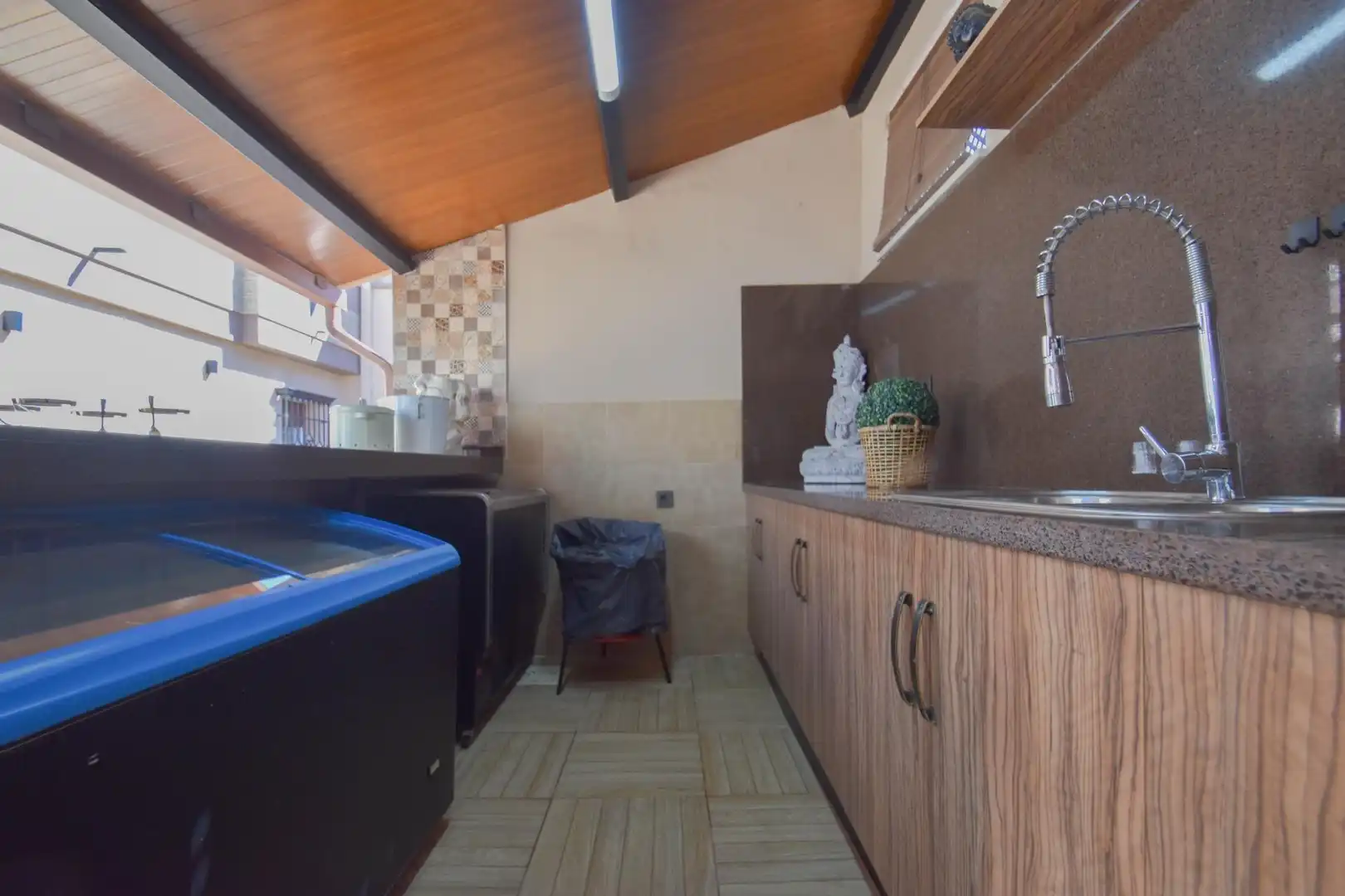 Cuina de Casa o xalet en venda en Albolote amb Calefacció, Traster i Piscina