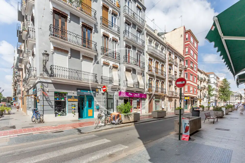Vista exterior de Àtic de lloguer en Valencia amb Aire condicionat, Calefacció i Terrassa