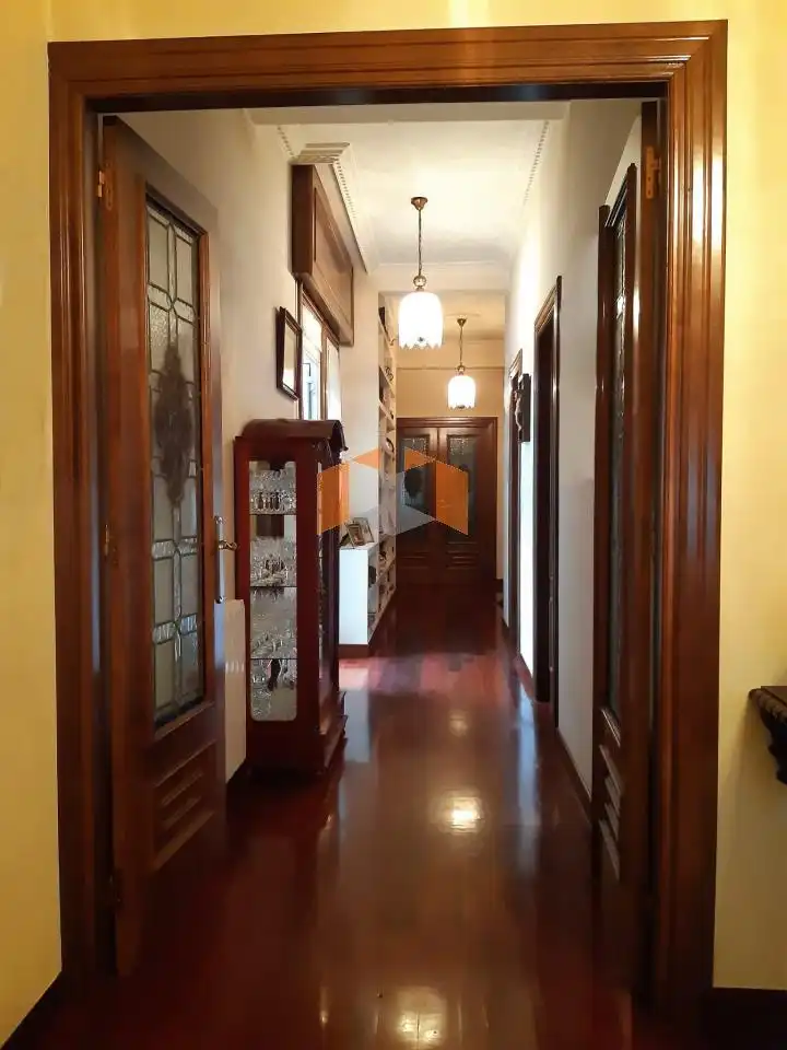 Piso en venta en Vigo  con Calefacción, Parquet y Trastero