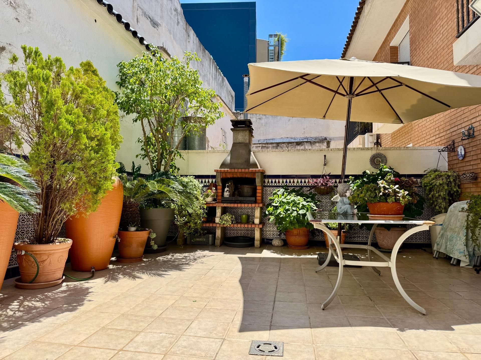 Terrace of House or chalet for sale in Santa Coloma de Gramenet  with Air Conditioner, Heating and Terrace