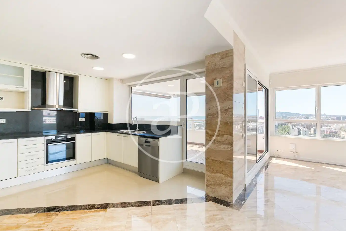 Cocina de Piso en venta en Barcelona con Aire acondicionado, Calefacción y Jardín privado