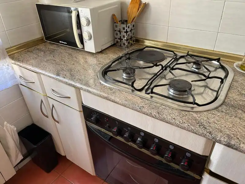 Küche von Wohnung zur Miete in Madrid mit Klimaanlage, Terrasse und Möbliert