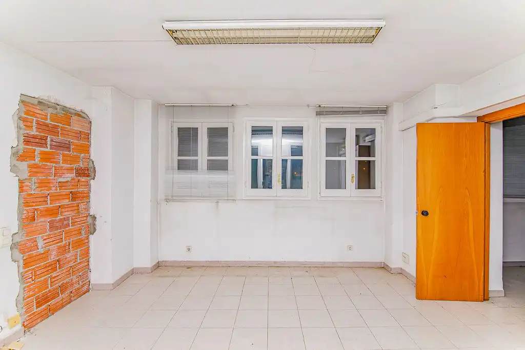 Oficina en venta en Olot