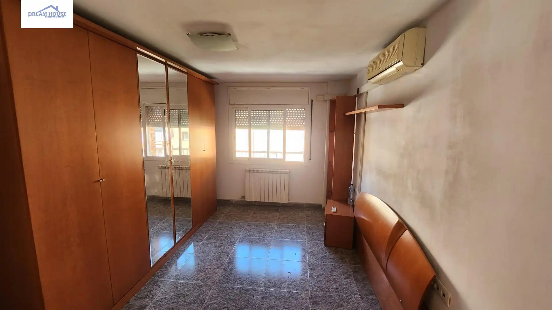 Dormitori de Pis en venda en Mataró amb Aire condicionat, Calefacció i Balcó