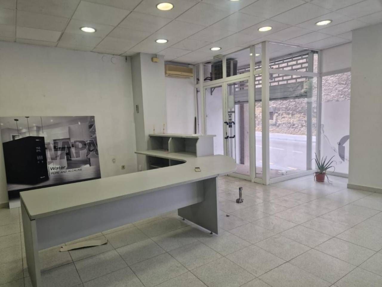 Local en venda en Manresa amb Aire condicionat