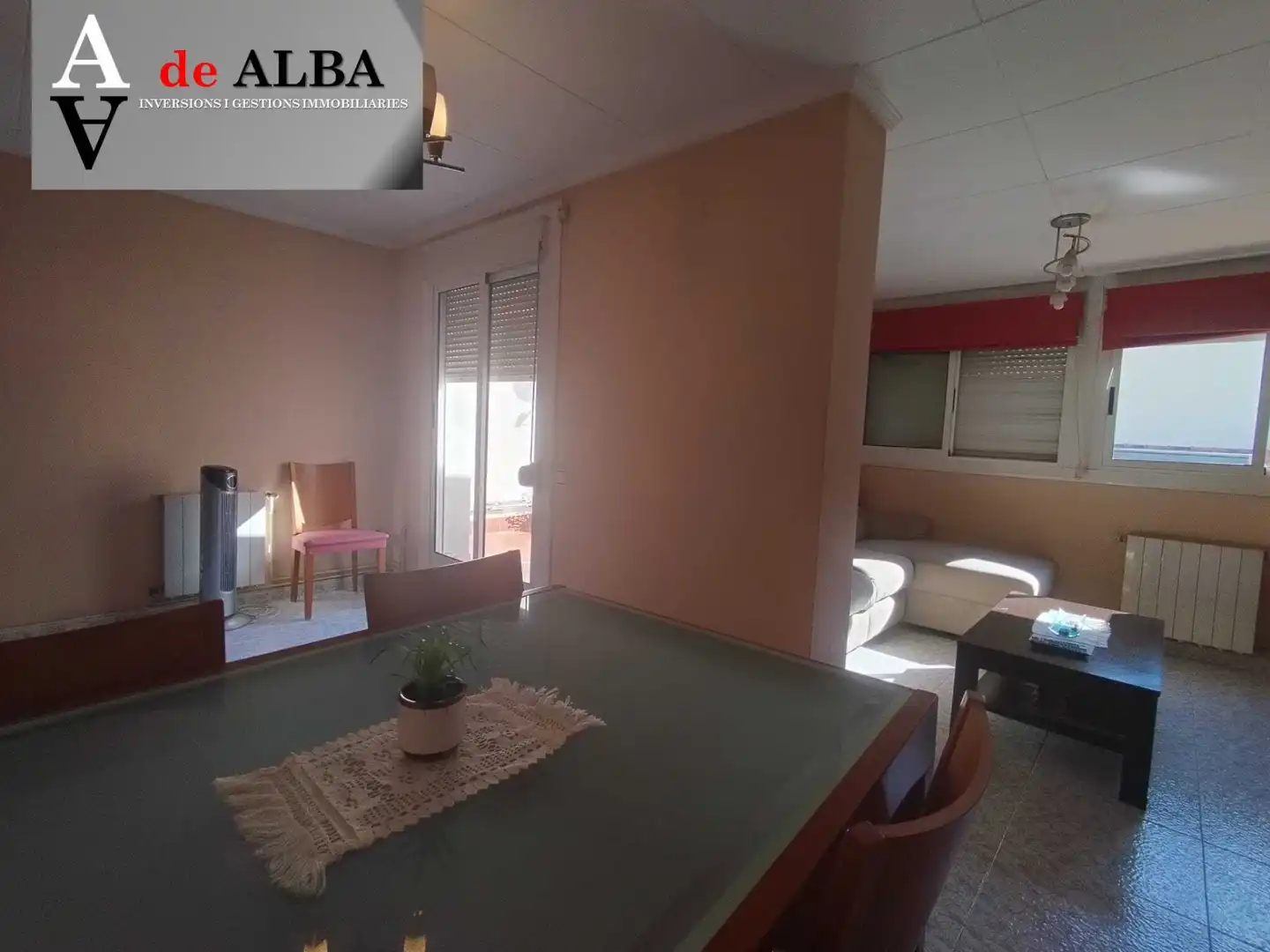 Penthouse with terrace for sale in Carrer Narcís Monturiol, imagen 2