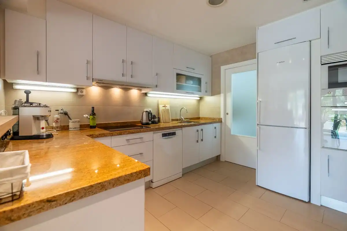 Casa a schiera con terrazza in vendita a Carrer París, imagen 14