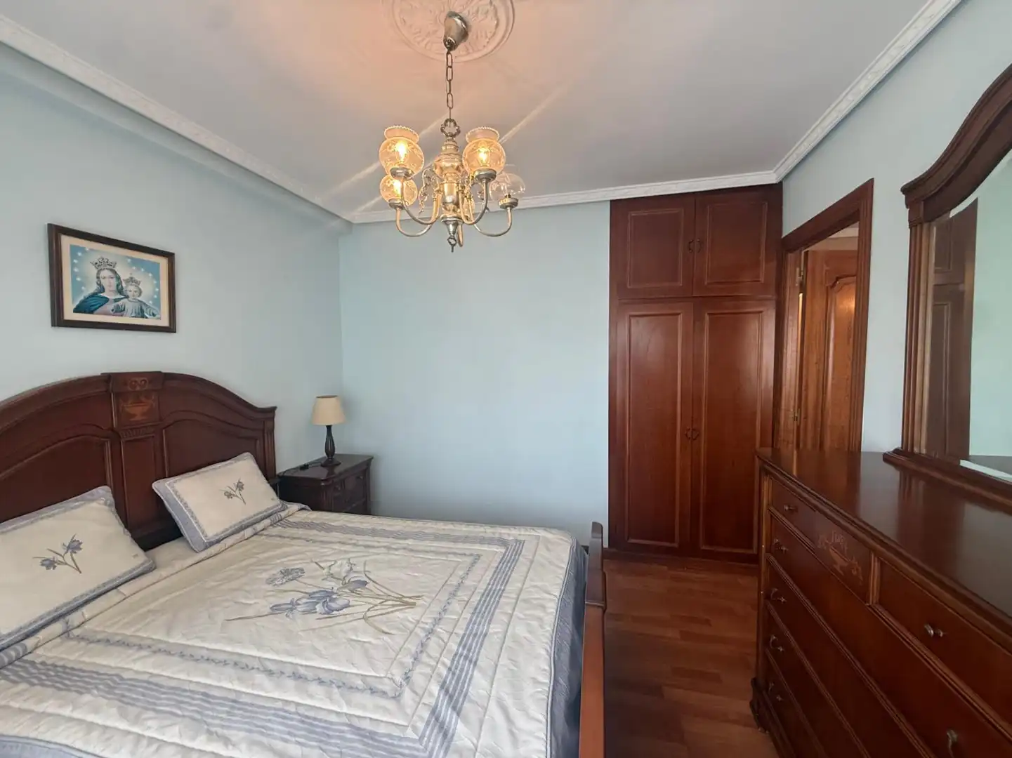 Bedroom of Flat for sale in Avilés  with Furnished