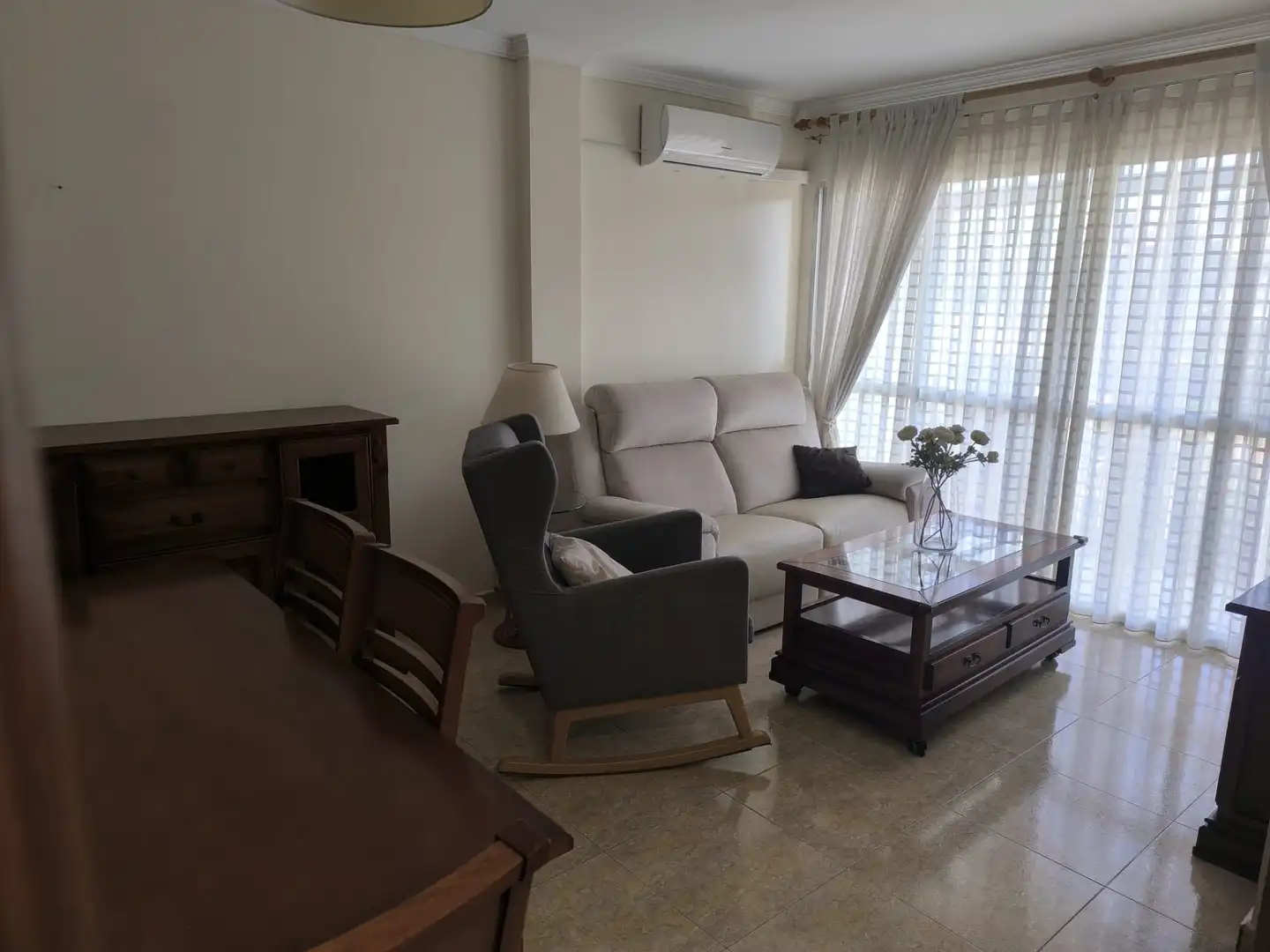 Sala de estar de Piso de alquiler en Melilla con Aire acondicionado, Amueblado y Horno