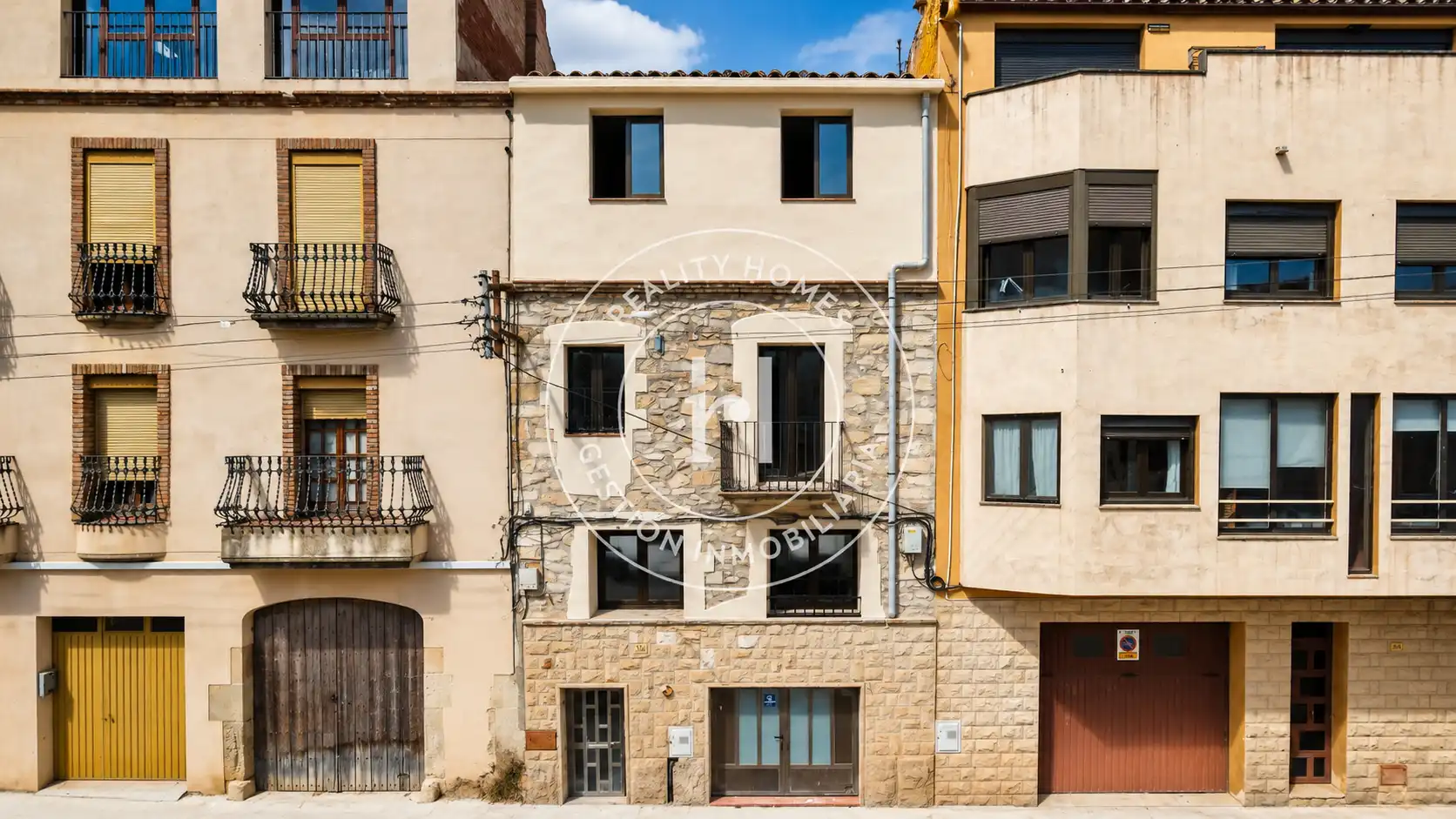 Exterior view of Buildings for sale in Vimbodí i Poblet