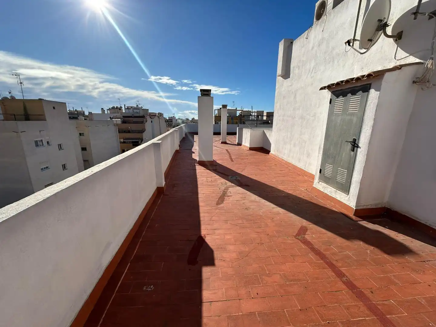 Vista exterior de Apartament en venda en Torrevieja amb Terrassa i Balcó