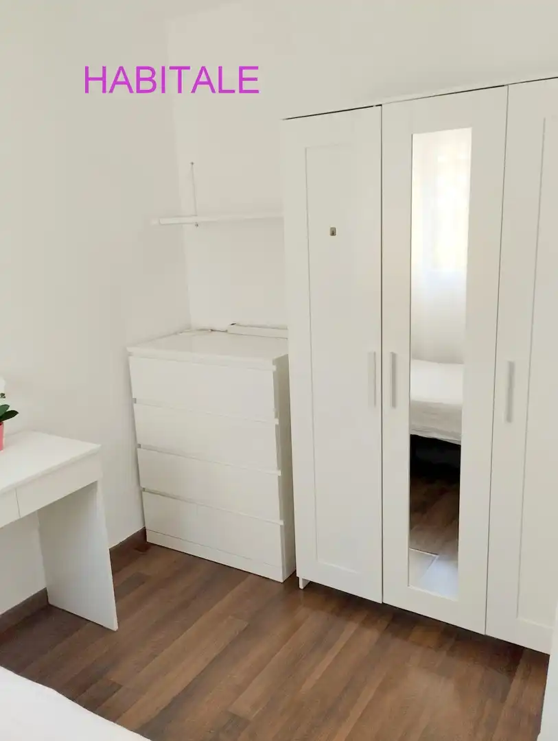 Habitación de Piso en venta en Zaragoza con Amueblado