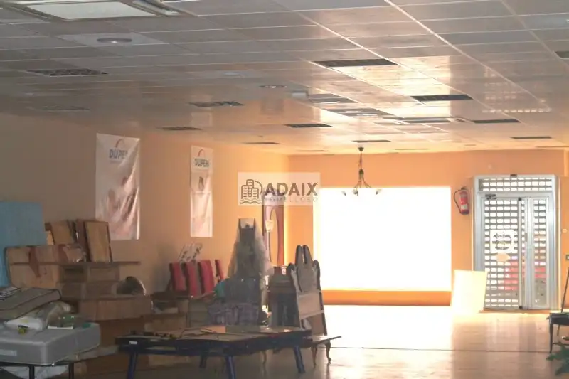 Local comercial en venta en Tomelloso