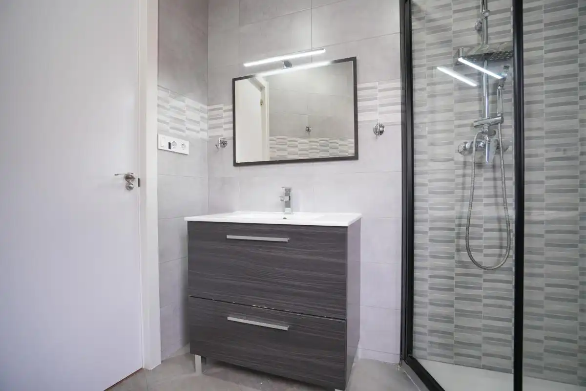 Baño de Piso en venta en Madrid con Aire acondicionado y Calefacción