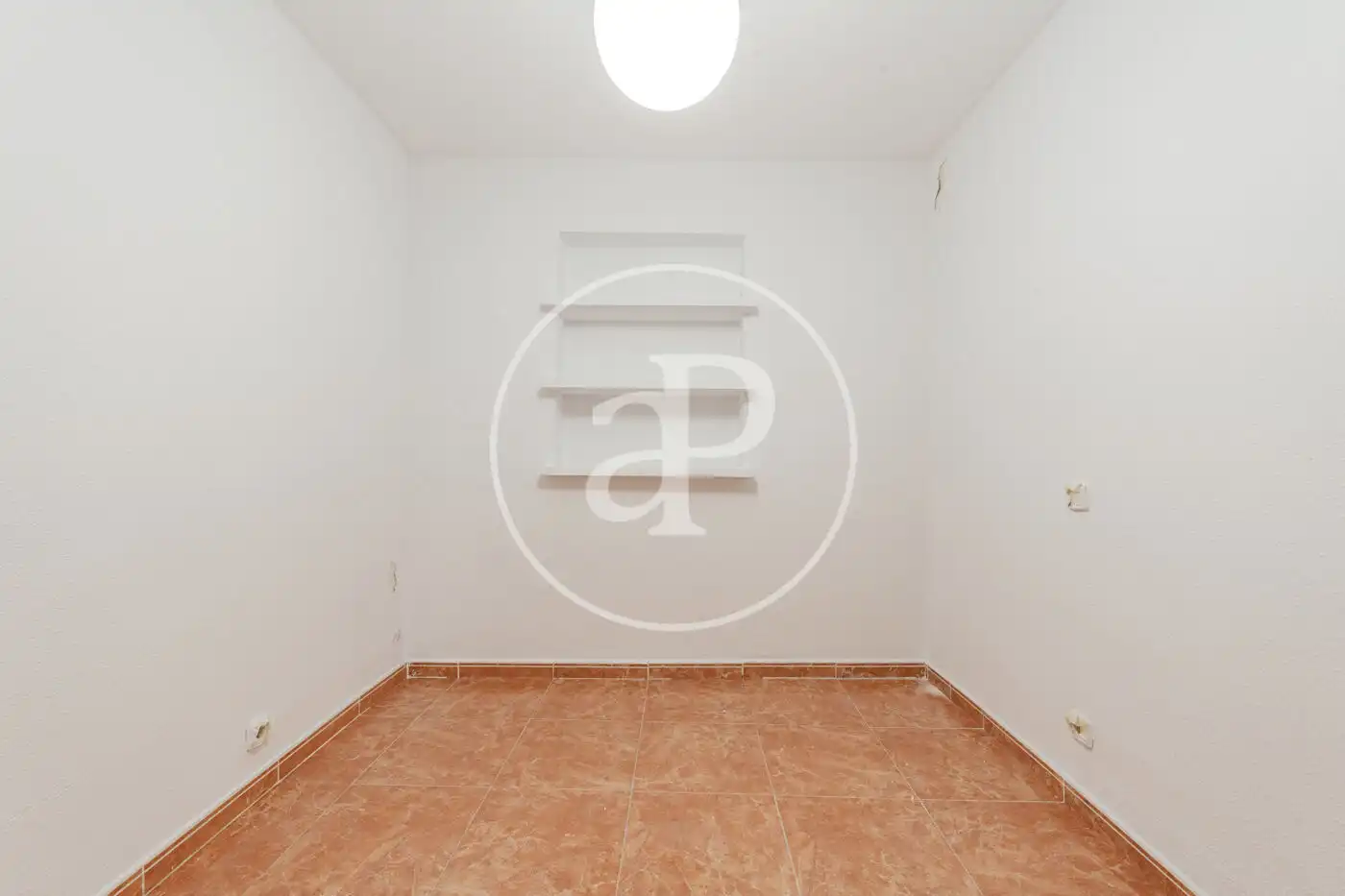 Flat for sale in Madrid  with Heating