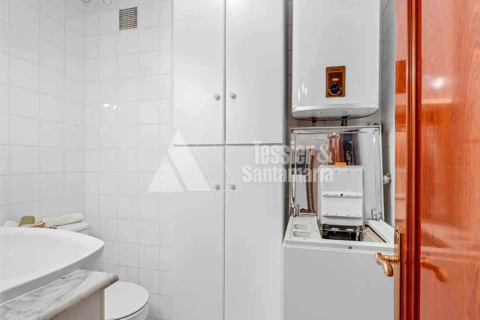 Baño de Piso en venta en Gijón  con Calefacción, Amueblado y Horno