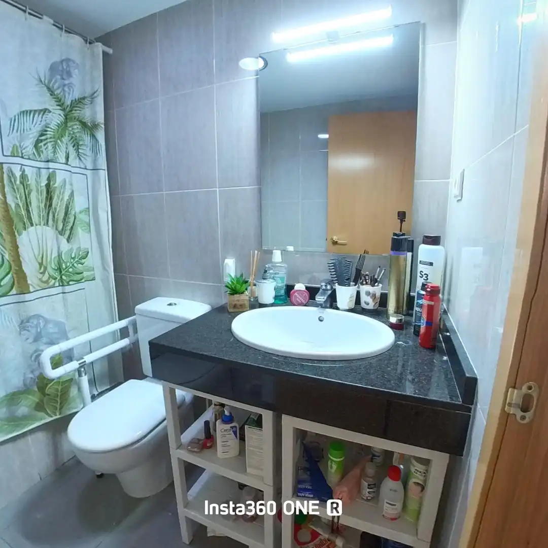 Baño de Piso en venta en El Vendrell con Aire acondicionado y Calefacción