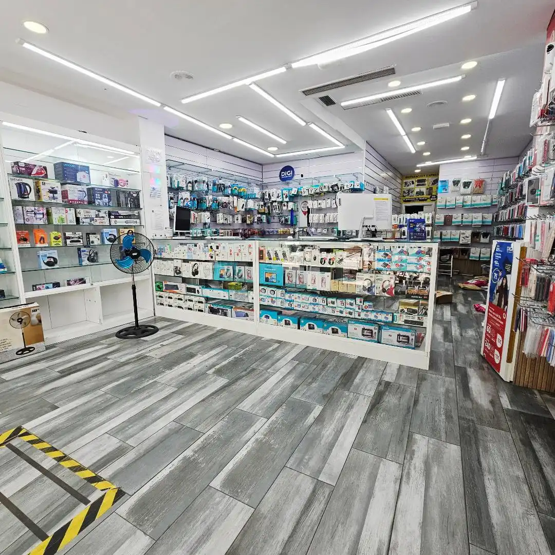 Local comercial en venda a Calle de Raimundo Fernández Villaverde, imagen 8