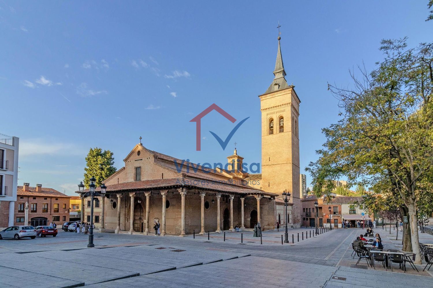 Vista exterior de Dúplex en venda en Guadalajara Capital amb Aire condicionat i Traster