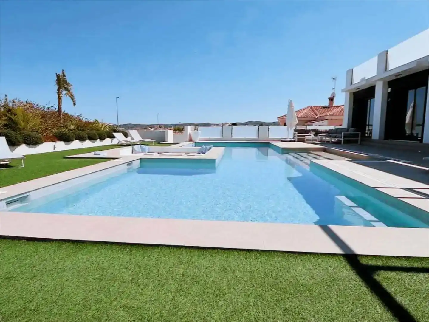 Piscina de Casa o xalet de lloguer en Desamparados - Hurchillo - Torremendo