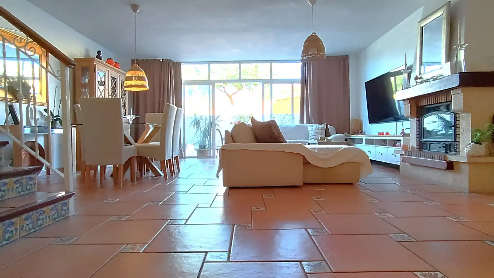 Living room of Single-family semi-detached for sale in Estepona  with Air Conditioner, Heating and Private garden