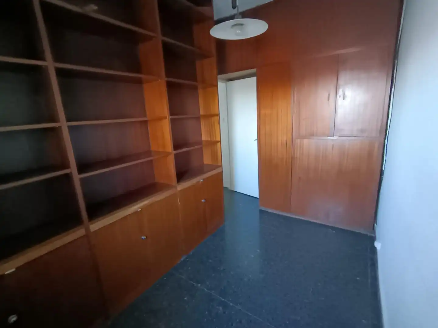 Piso de alquiler en Valladolid con Calefacción, Parquet y Terraza