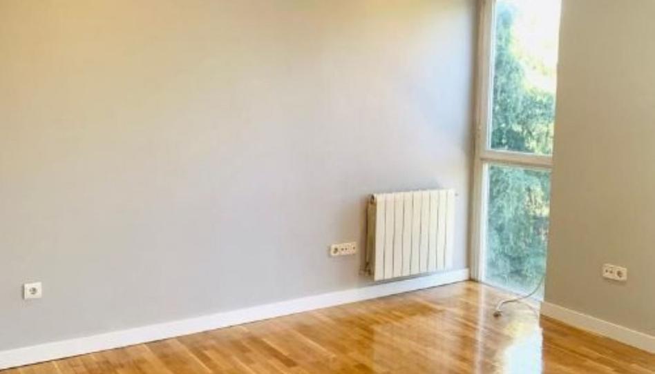 Photo 1 of Flat to rent in Calle Cidamón, San Juan Bautista, Madrid