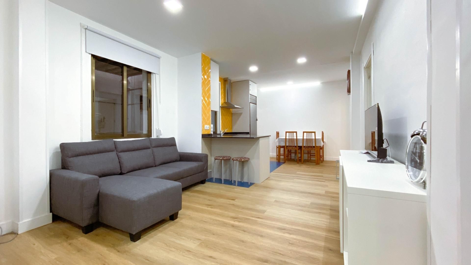 Living room of Flat to rent in Santander  with Heating