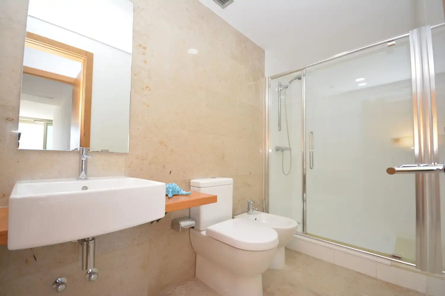 Baño de Piso en venta en Santa Cruz de Tenerife con Aire acondicionado y Terraza