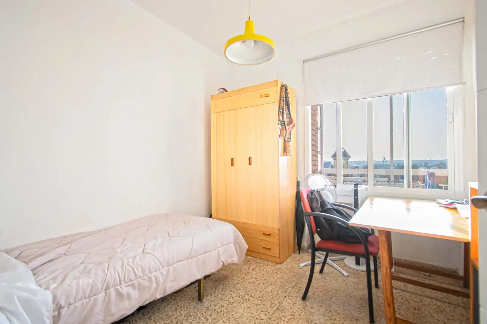 Bedroom of Flat for sale in Sevilla  with Air Conditioner, Terrace and Furnished