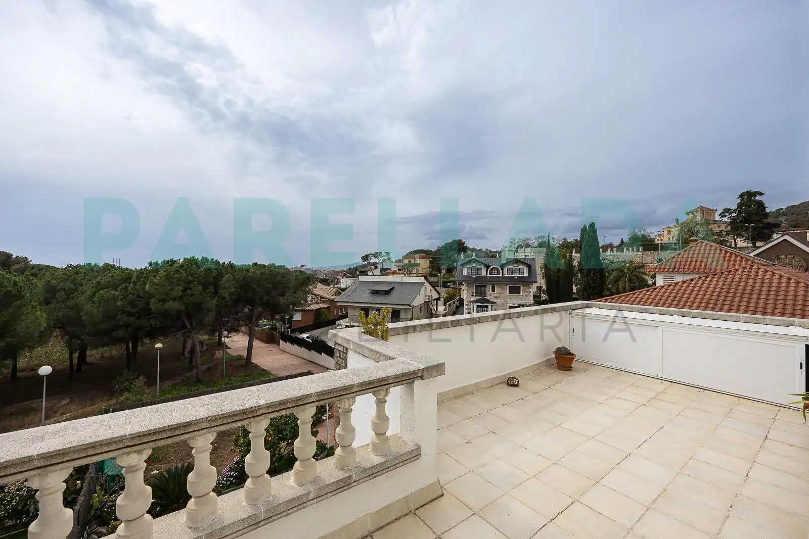 Jardín de Casa o chalet en venta en Badalona con Aire acondicionado, Calefacción y Jardín privado