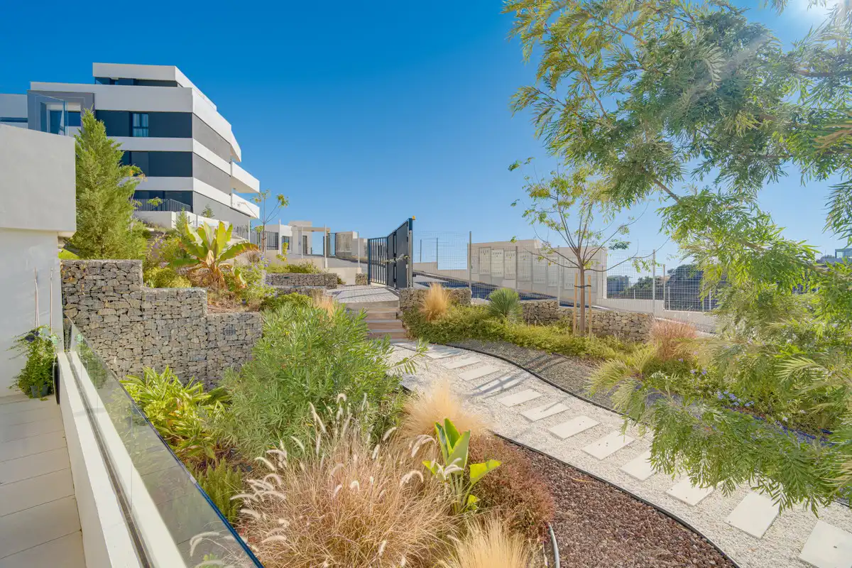 Piso con ascensor en venta en Río Real - Los Monteros, imagen 37